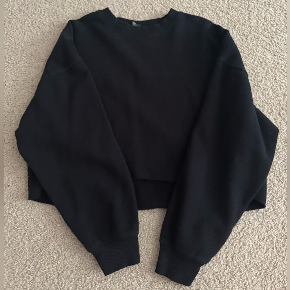 Cropped Crewneck